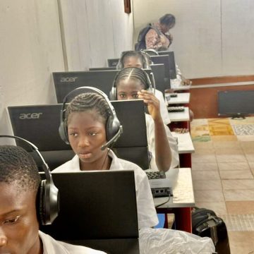 0dc69d9f-cf1c-434e-b13c-a5f69561c031